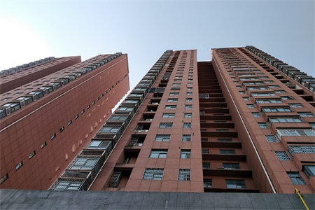 城东人和蓝湾3室2厅2卫184m2售价239万前排观景